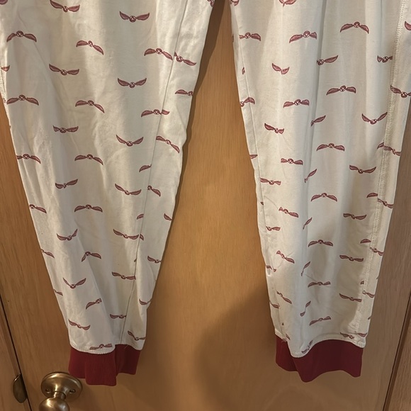 Wizarding World Harry Potter Women’s Lounge Pajama Pants Joggers Cream Red Large - Picture 3 of 10